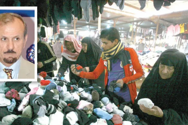 الحنظل: 30 مليار دولار تتحرك في السوق العراقية ولم تودع في أي مصرف