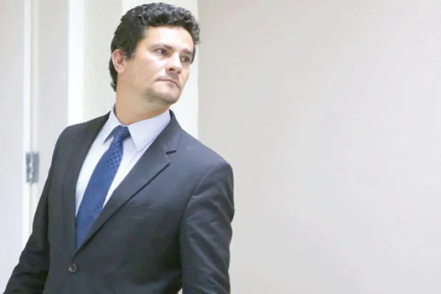 بطل البرازيل.. القاضي سيرجيو مورو يقضي على الفساد