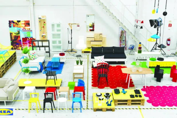 الرجال يتفوقون على النساء في تجميع أثاث المنزل وتركيبه