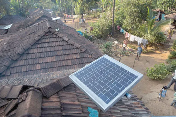 قرى الهند تتحول إلى الطاقة الشمسية بكلفة شراء الكيروسين