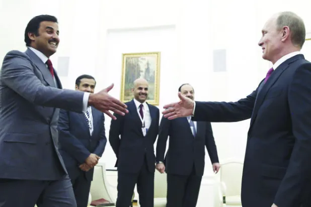 الأزمة السورية والتعاون في مجال الاستثمارات في صدارة مباحثات أمير قطر بموسكو