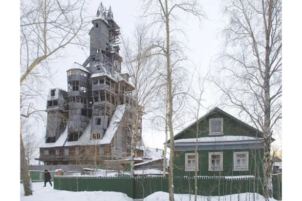 «عقار له تاريخ»: منزل ستياجين.. أطول بيت خشبي في العالم