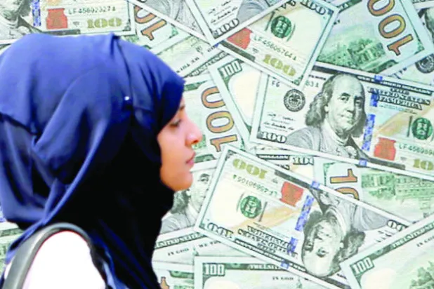 «الفجوة الدولارية» في مصر تتجاوز 15%