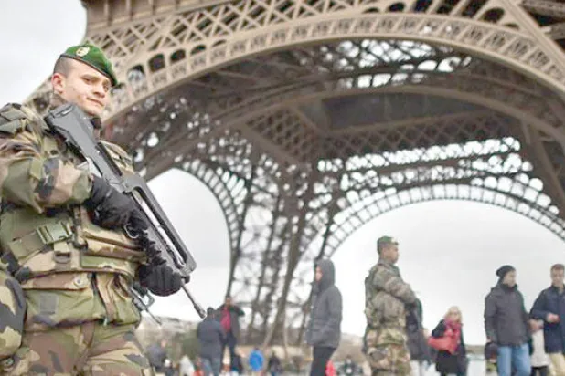 مسلمو فرنسا: صلاحيات الطوارئ ضد الإرهاب تتجاوز المعقول