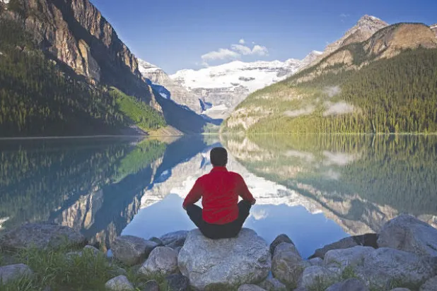 التأمل بعمق يغير عقول الناس ويحسن صحتهم