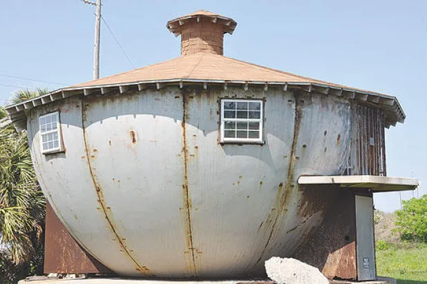 المنزل الإبريق في تكساس.. غموض وصمود