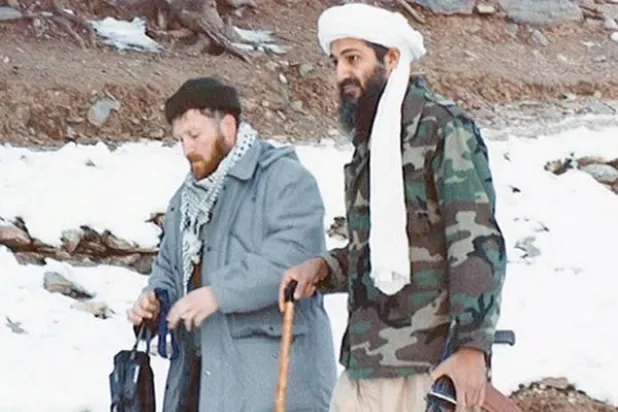 صورة نادرة لابن لادن مع أبو مصعب السوري في تورا بورا  («الشرق الأوسط»)