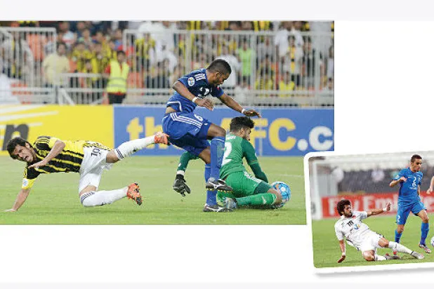 الهلال يفرط في الصدارة الآسيوية.. والاتحاد يسقط على أرضه