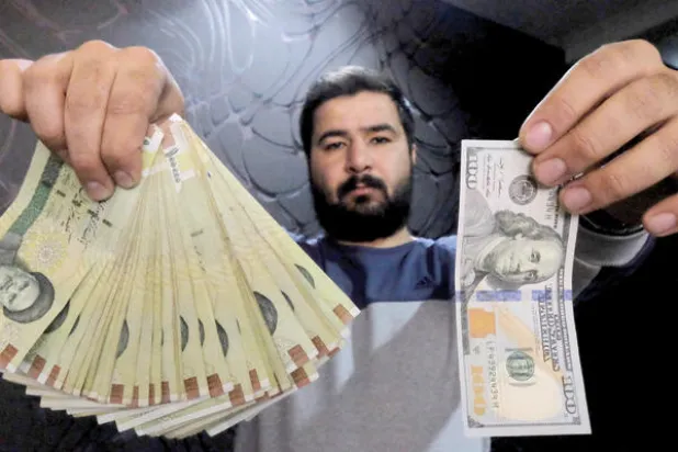 معركة سياسية في الكونغرس بعد منح واشنطن طهران الضوء الأخضر للتعامل بالدولار