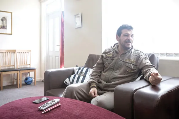 بريطانيا تحتضن اللاجئين السوريين.. وتساعدهم على الاندماج في المجتمع