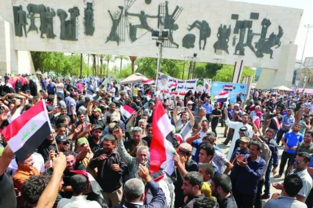 في بغداد نصبت المشانق في ساحة التحرير تهديدًا للمسؤولين الفاسدين