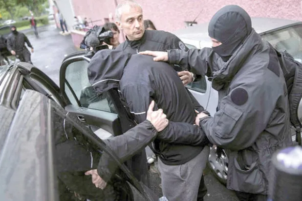 أوروبا تحاول الموازنة بين الأمن والحريات مع عودة مواطنيها المتطرفين