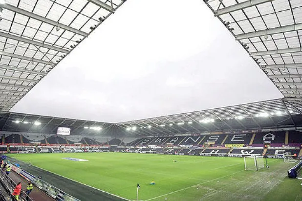 يتهيأ مالكو سوانزي لحصد الملايين من وراء بيع أنصبتهم لمستثمرين أميركيين («الشرق الأوسط»)