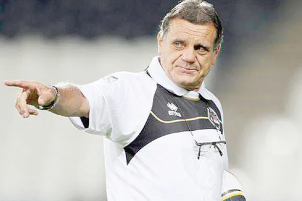 الفرنسي دييغو يقترب من تدريب الشباب