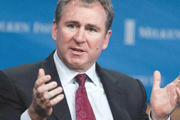 «صناديق التحوط».. رواتب مديرين خيالية رغم الخسائر الفادحة