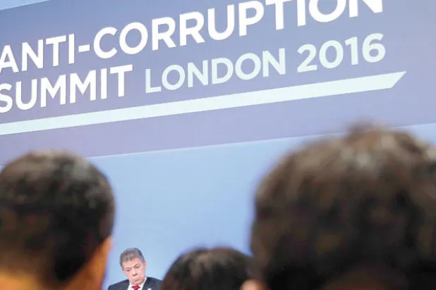 الفساد يكلف العالم 19 ضعف الإنفاق على المساعدات الإنمائية