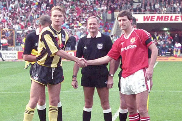 بالاس في مواجهة يونايتد في نهائي الكأس.. ما أشبه اليوم بالبارحة