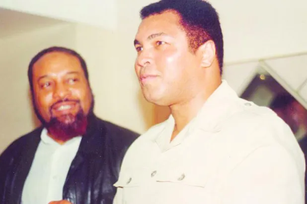 محمد علي كلاي.. شق طريقه بقبضة يده