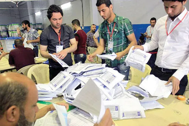 مرثية دولة في حال موت سريري