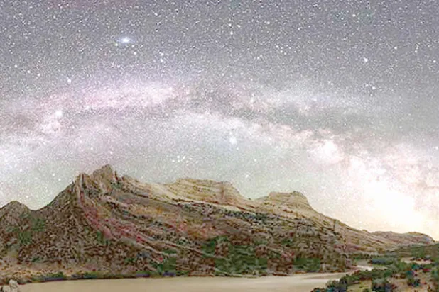 دراسة: التلوث الضوئي يحجب «درب التبانة» عن ثلث سكان العالم