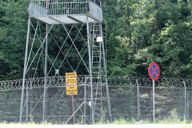 سجن سري في بولندا حيث احتجز عدد من سجناء «القاعدة» قبل نقلهم إلى غوانتانامو