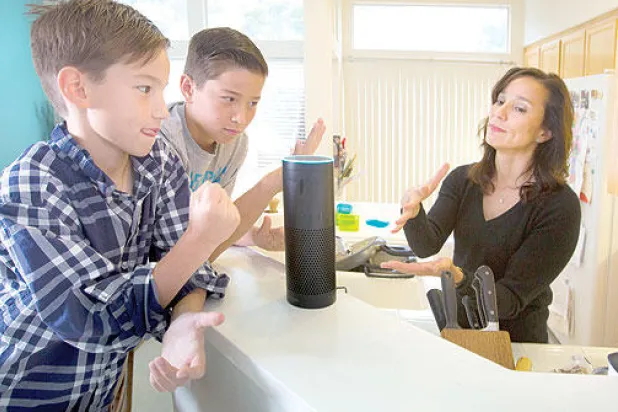 نظم «إنترنت الأشياء».. تثير مشكلات التدخل في خصوصيات الأطفال