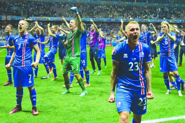 هالجريمسون مدرب آيسلندا: لاعبونا تحولوا لأساطير مثل إنجلترا بعد 1966