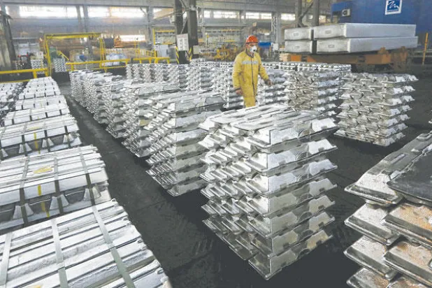 «السلع» تفاجئ العالم بالنمو للنصف الرابع على التوالي