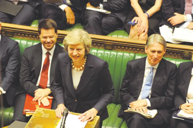 رئيسة الوزراء الجديدة تمكنت من تسديد بعض اللكمات الموجعة للمعارضة العمالية (رويترز)