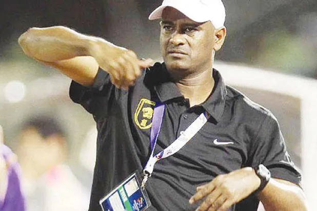 مدرب الاتحاد يخطط لاستقطاب  نجم من الدوري التشيلي