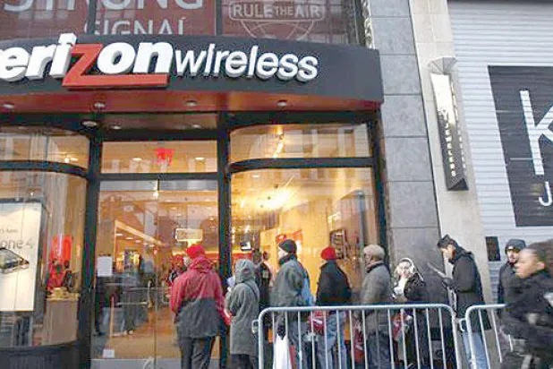 «ياهو» تنهي مشوارها كشركة مستقلة.. وتعلن نهاية عصرها مع الإنترنت