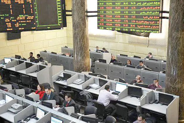 البورصة المصرية تستعد لاستقبال شركات القطاع العام.. وتعدل قواعد القيد