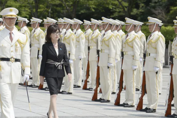 اليابان: وزيرة الدفاع الجديدة تباشر مهامها بانتقادات حادة لبيونغ يانغ وبكين