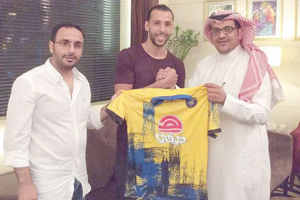 التعاون يكمل عقد أجانبه بالمغربي «الحمداوي»