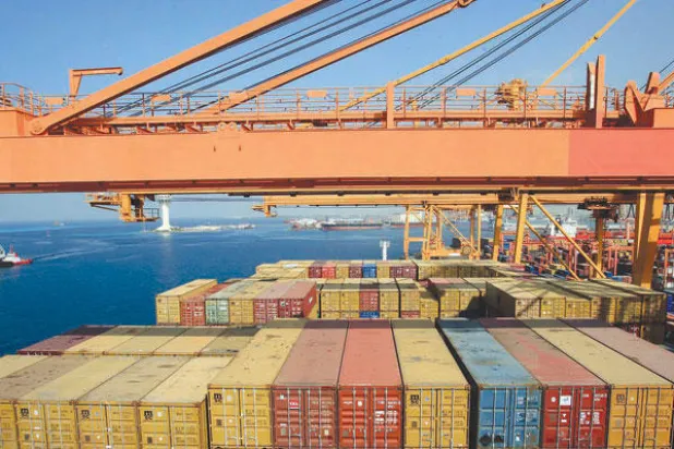 ميناء جدة الإسلامي يطالب الوكلاء بضمان حقوقهم المالية