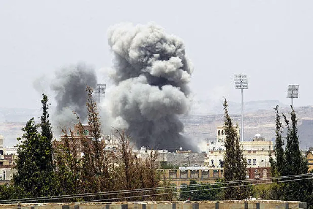 التحالف يقصف منشأة للتصنيع العسكري للانقلابيين في صنعاء