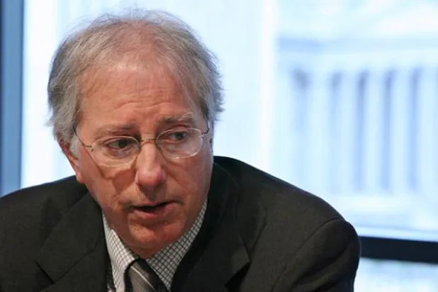 دينيس روس: لا يمكن أن تصبح إيران شريكًا في الصراع ضد «داعش»