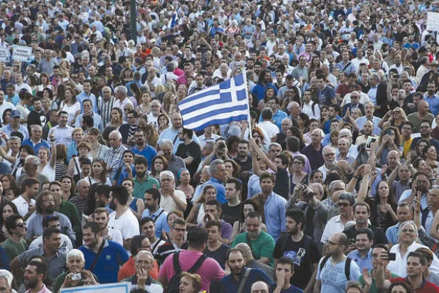 الاقتصاد اليوناني.. بين الضغوط الدولية والسخط الشعبي