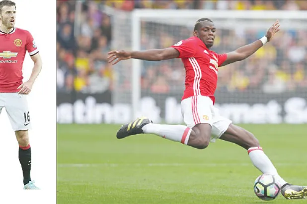 مانشستر يونايتد مطالب بحل لفوضى منتصف الملعب