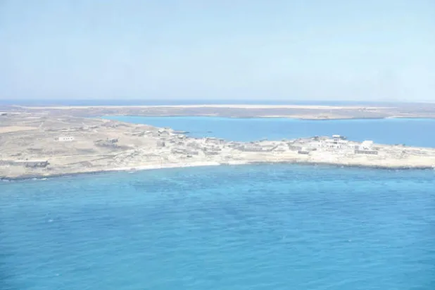 ميون.. جزيرة يمنية تحررت من الإرهاب والانقلاب