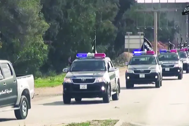 الخليج بين مطرقة إيران وسندان «داعش»