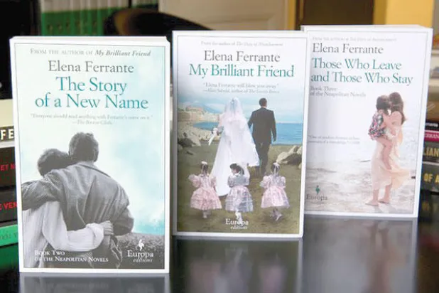 تحقيق يحاول الكشف عن هوية روائية إيطالية مجهولة