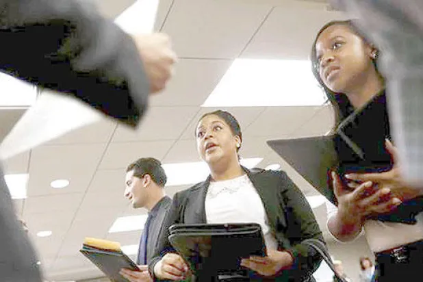 مزيد من الثروة والوظائف حول العالم.. لكنها ليست للجميع!