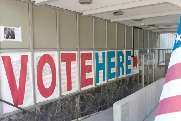 ترامب وكلينتون ينقلان «حرب الإعلانات» إلى ساحة التواصل الاجتماعي