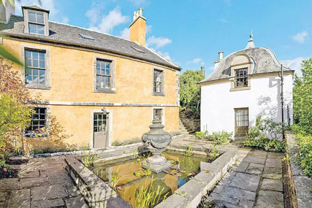 عقارات اسكوتلندا تستفيد من «البريكست» ولا يقلقها سوى «الضريبة»