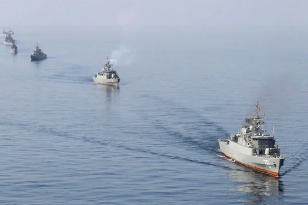 40 سفينة إيرانية تقتحم المياه اليمنية.. واشتباه في تهريبها السلاح للانقلابيين