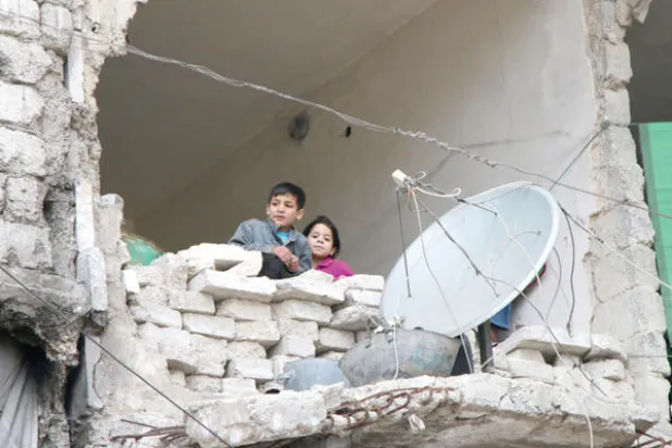 مدارس حلب على خط النار.. وأهازيج التلاميذ تخفف الفزع من هدير الطائرات