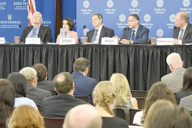 باحثون أميركيون: «رؤية المملكة 2030» طموحة وتزيد مشاركة السعوديين في الارتقاء بدولتهم