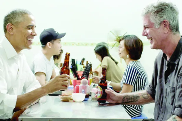 بوردين من مرحلة المغامرة في «سي إن إن» إلى النجم الأول فيها