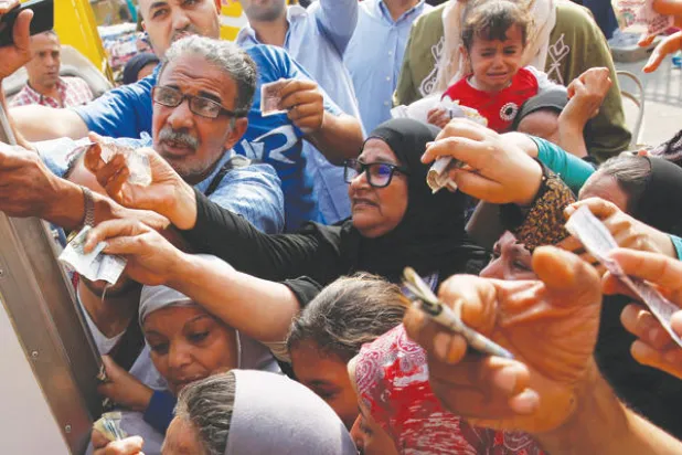 استنفار في مصر وحديث عن فرض حالة طوارئ بعد اغتيال قائد الفرقة التاسعة